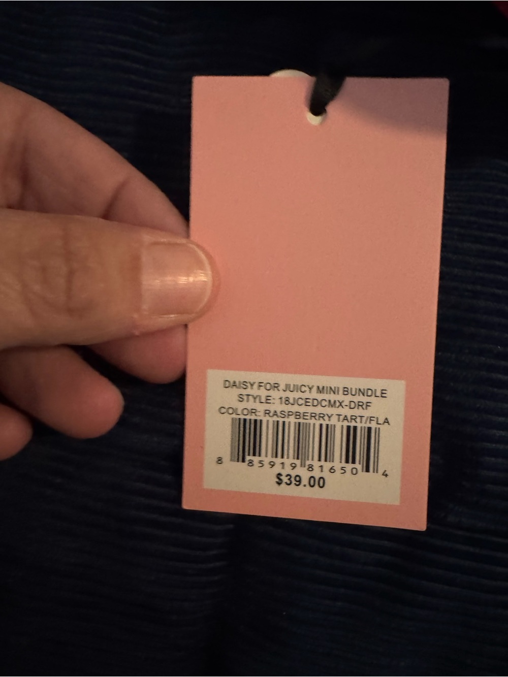 Daisy Raspberry Pink Tag Accessory - Picture 3 of 3